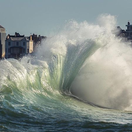 Vila Helen Dinan Exteriér fotografie